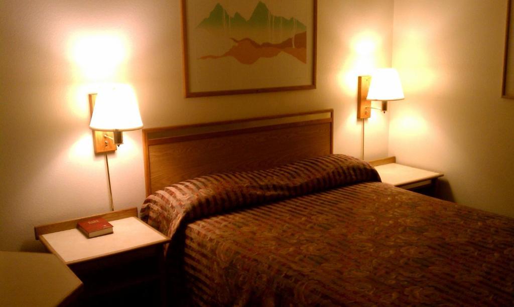 Colorado River Value Inn Bullhead City Chambre photo