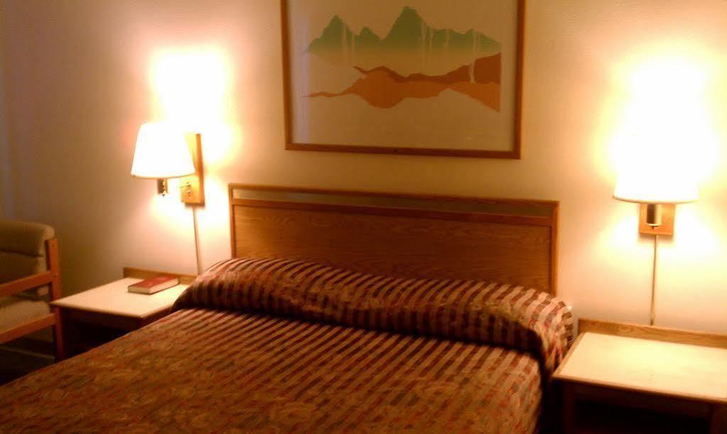 Colorado River Value Inn Bullhead City Extérieur photo